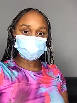 Pearl_00 on StripChat