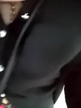 pink-mai on StripChat