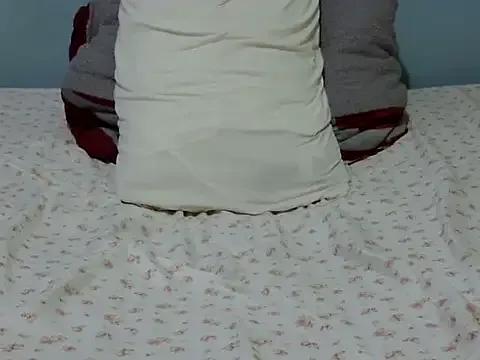 Freechat prettylacey3 on StripChat