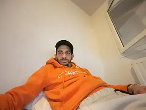 Freechat Rebeu313 on StripChat