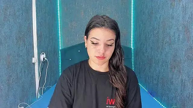 Freechat RedAssHottie on StripChat