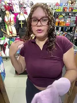 Freechat ROSALIASEXSHOP on StripChat