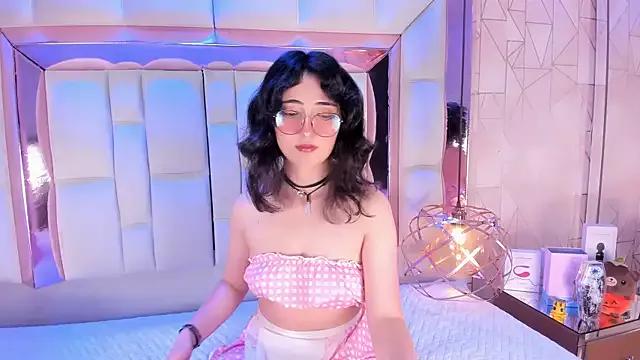 SaraMartini1 on StripChat 