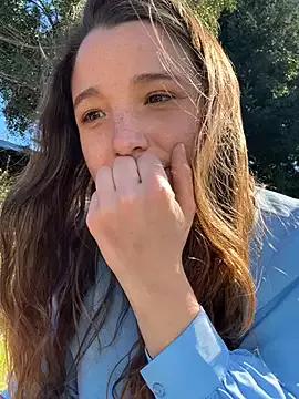 Freechat sashapulse on StripChat