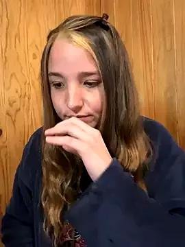 Freechat sashapulse on StripChat