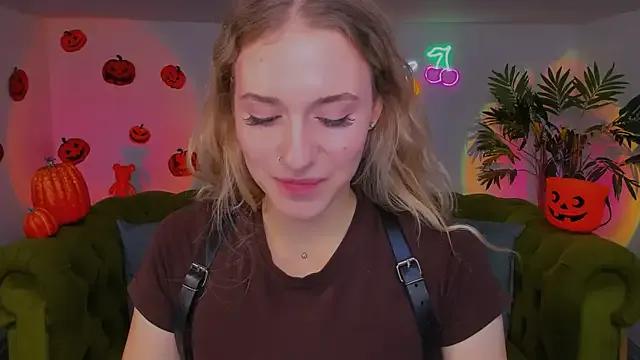 Private sassy_cutie on StripChat