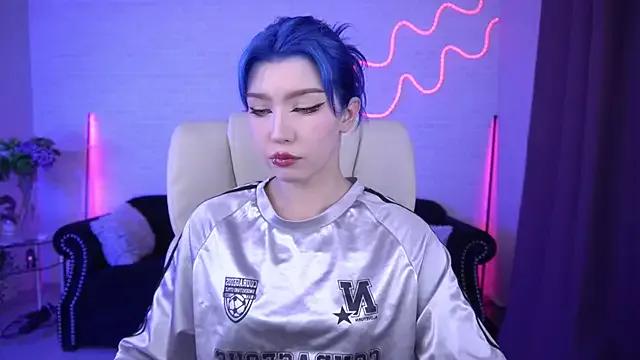 Freechat SelenaIris on StripChat