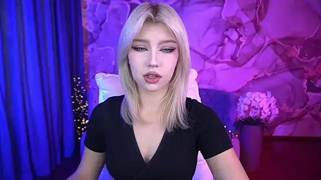 Freechat SelenaIris on StripChat