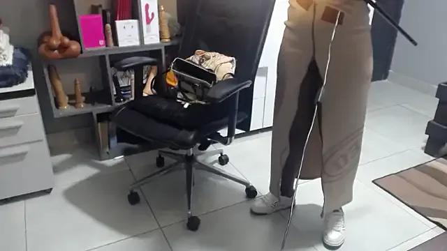 Freechat Shaniko89 on StripChat