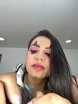 Freechat SienaWild on StripChat