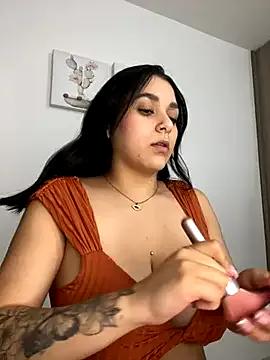 Freechat SophiaLaurens on StripChat