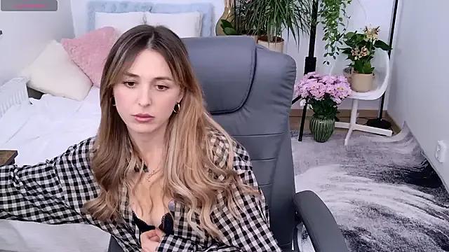 Freechat Sophie_Enzo on StripChat