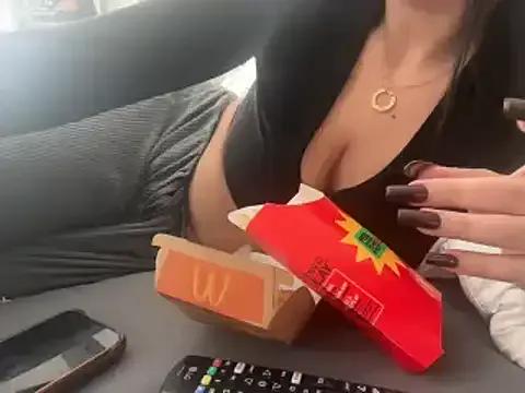 Freechat tbaexoxox on StripChat