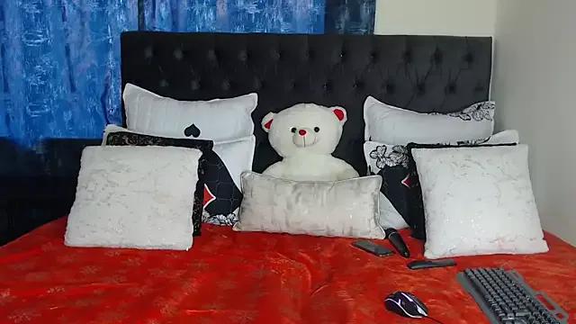 Freechat TheDramadoll on StripChat