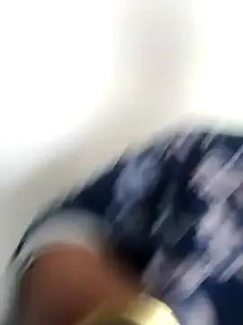 Freechat ThickyMinajxx on StripChat