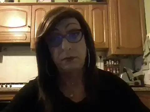 Freechat Tiabet on StripChat