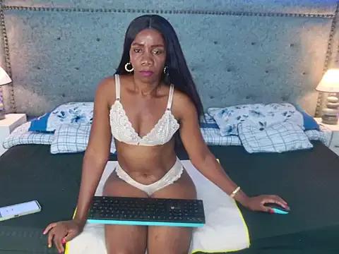 TINNATAYLOR on StripChat 