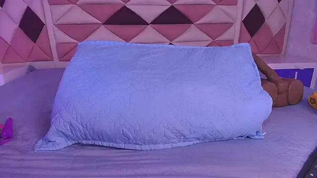 Private valecastro_ on StripChat