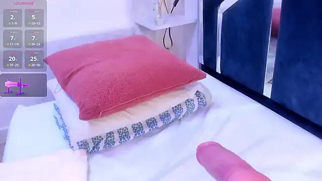 Freechat VeronicaRyan on StripChat