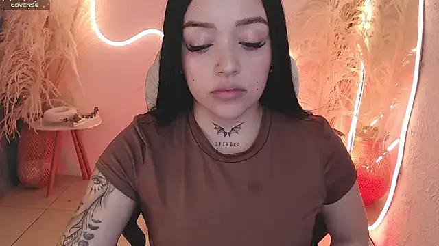 Private ViolettaHotLatin_ on StripChat