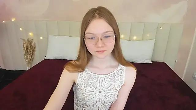 StripChat WetRossy is Freechat WetRossy — Show your legs