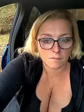 Freechat winniess40 on StripChat