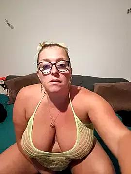 Freechat winniess40 on StripChat