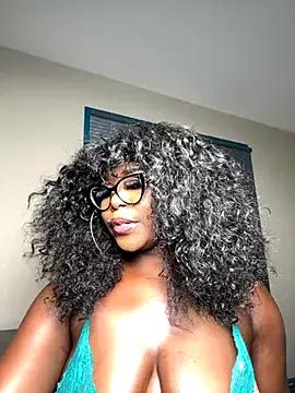 Freechat WomanNextdoor1 on StripChat