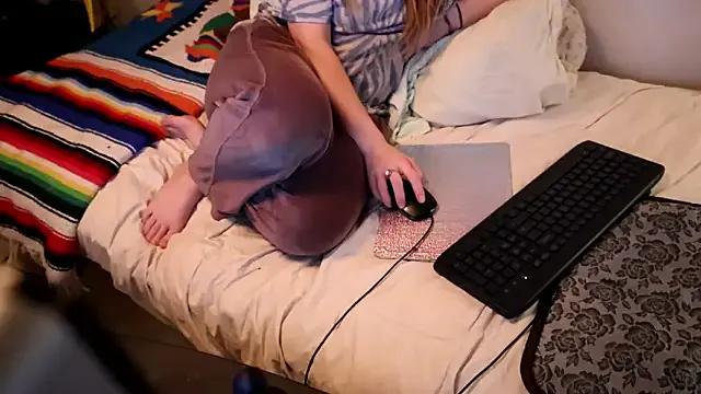 xxpixeyxx on StripChat 