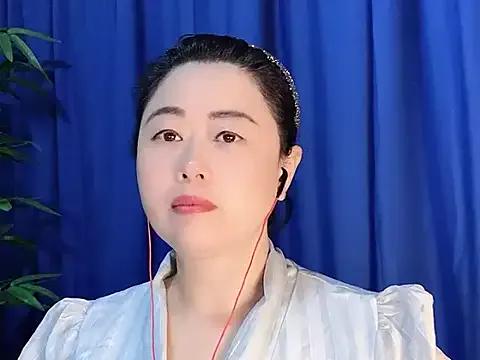 yaoyao22678 on StripChat