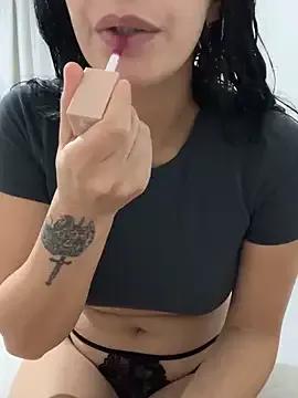 Freechat youngsexywoman on StripChat