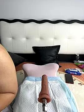 Freechat youzi33 on StripChat