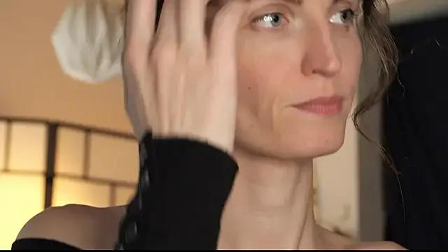 Freechat yulladao on StripChat