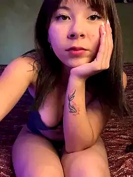 StripChat YumiLux is Freechat YumiLux — Vengo