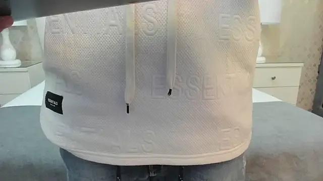 Freechat ZoeKrug on StripChat