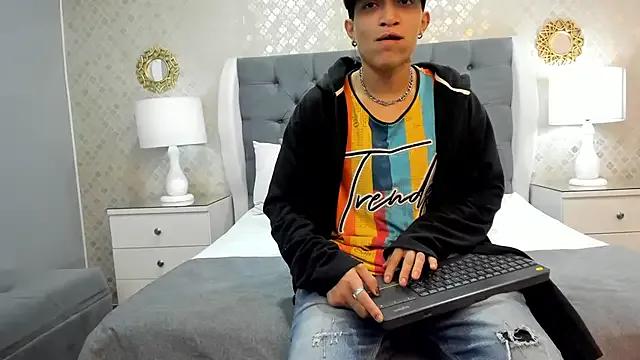 Freechat ZoeKrug on StripChat