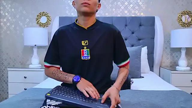 Freechat ZoeKrug on StripChat