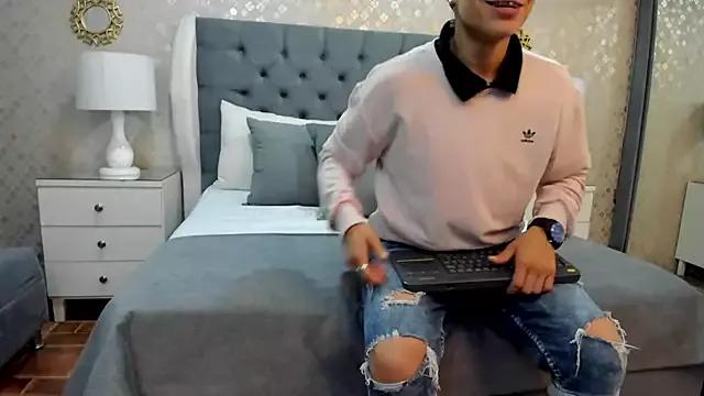 Freechat ZoeKrug on StripChat