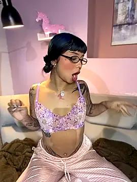 Freechat ZoeRaven_Pink on StripChat