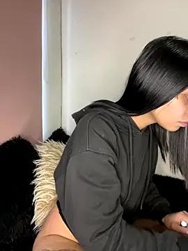 Freechat ZoeRaven_Pink on StripChat