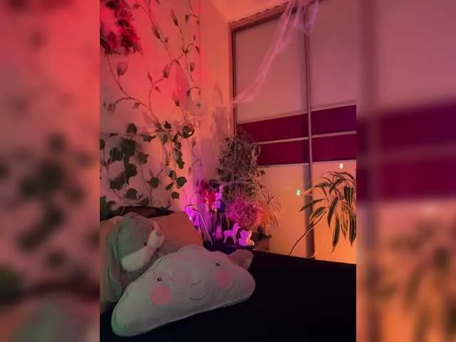 CutieDollBC's avatar