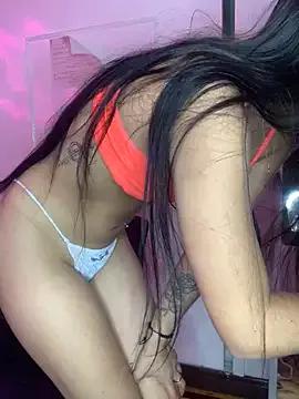 Kyna_euphoria from StripChat is Freechat