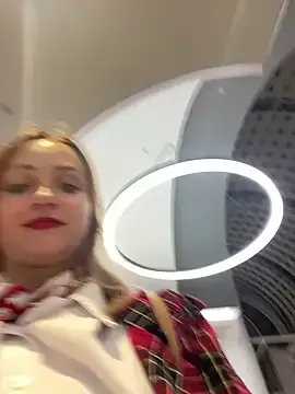 SneakyDomina_Tattii's avatar