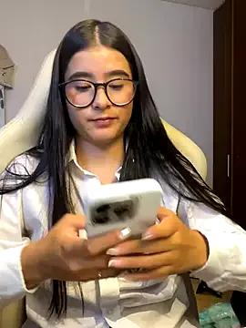 Stormiie777 from StripChat is Freechat